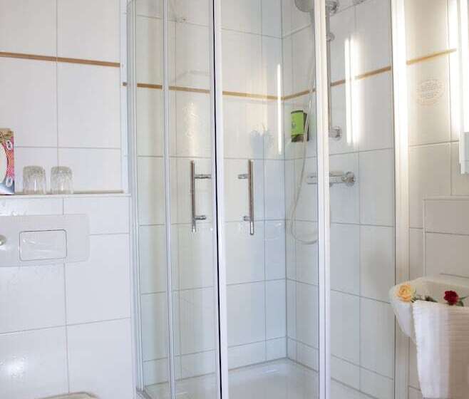 غرفة قياسية, Friends Hotel Kerpen