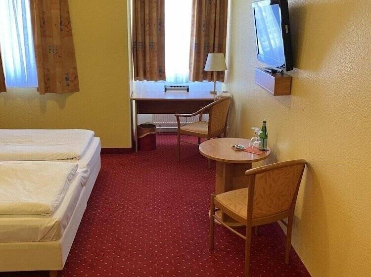 غرفة قياسية, Friends Hotel Kerpen