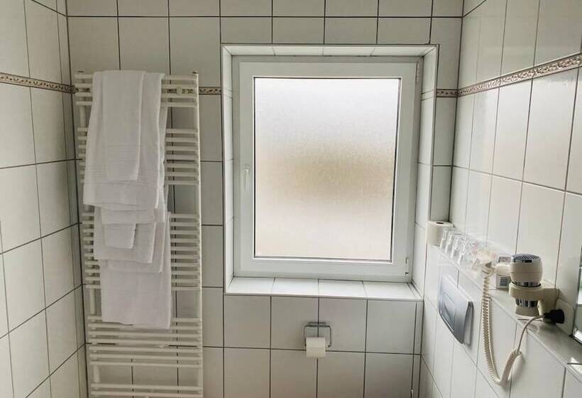 غرفة قياسية ثلاثية, Friends Hotel Kerpen