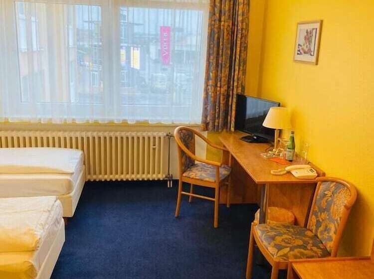 غرفة قياسية ثلاثية, Friends Hotel Kerpen