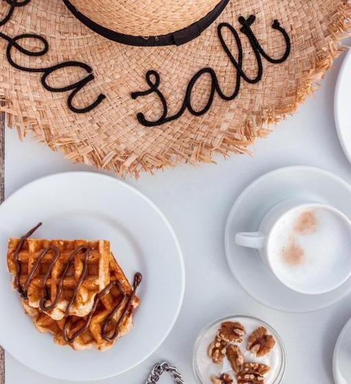 חדר אקונומי, Galini Beach