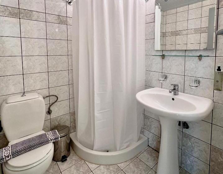 חדר אקונומי, Galini Beach