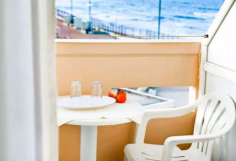 スタンダードルーム, Galini Beach