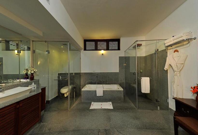 جناح مطلّ علي البحر, Getaway Beach Resort Kovalam