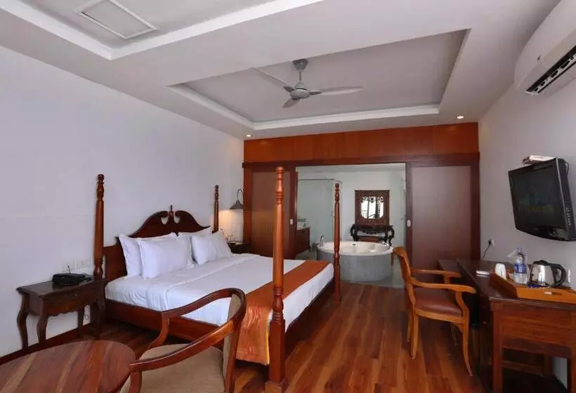 オーシャンビュースタンダードルーム, Getaway Beach Resort Kovalam