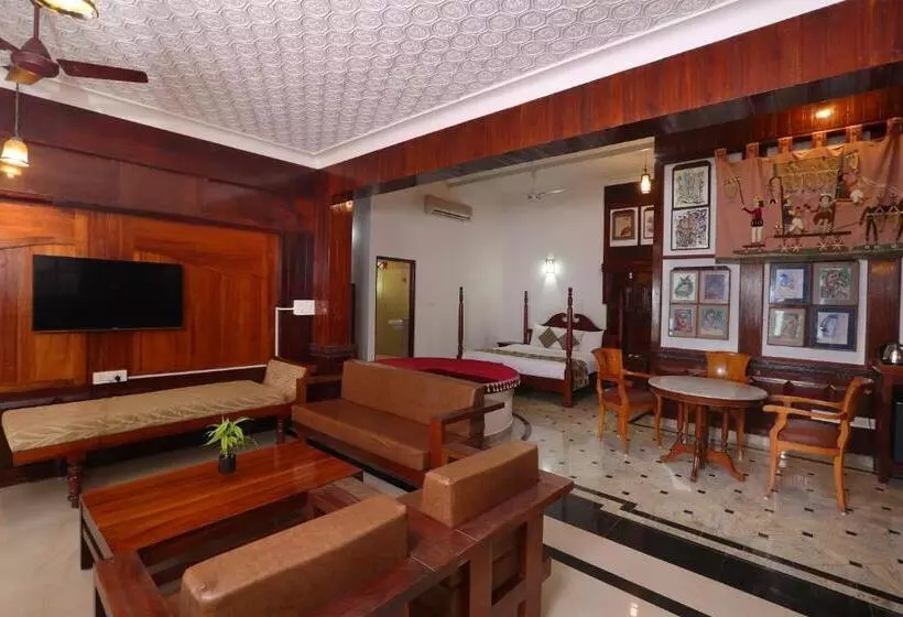 ファミリージュニアスイート, Getaway Beach Resort Kovalam