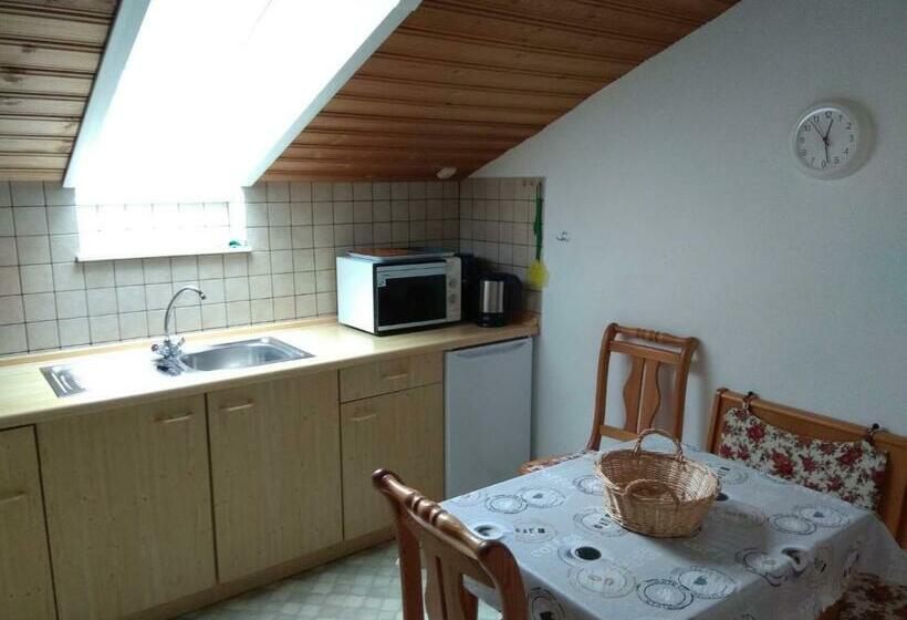 Апартаменты 1 Спальня с Балконом, Gschwingerhof