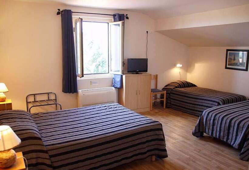 스탠다드 트리플 룸, Logis Des Cretes De Pignols