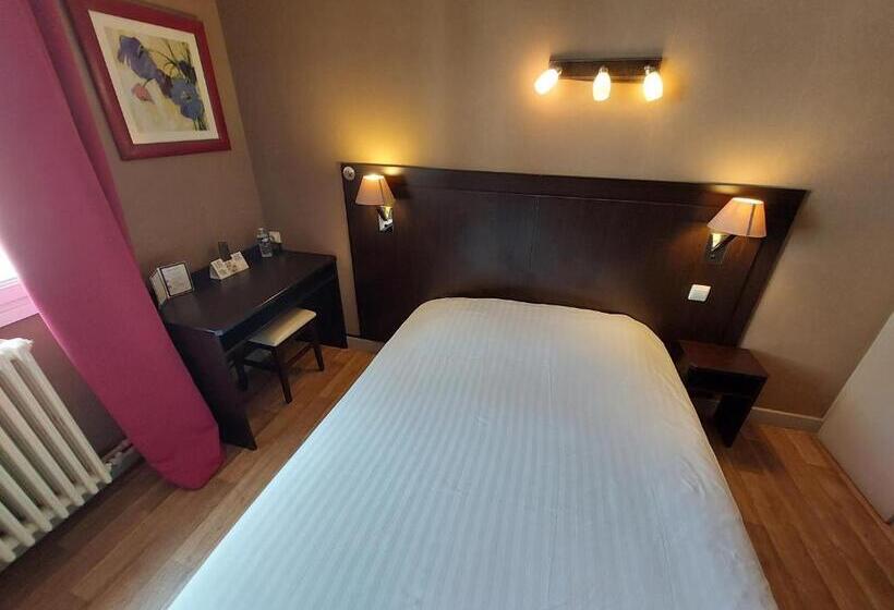 Номер Стандарт, Logis Hôtel Les Pasteliers