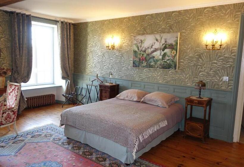 جناح غرفتين نوم, Manoir De Savigny