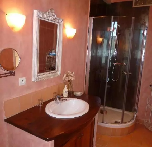 スタンダードルーム, Manoir De Savigny