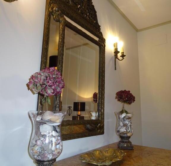 غرفة قياسية, Manoir De Savigny