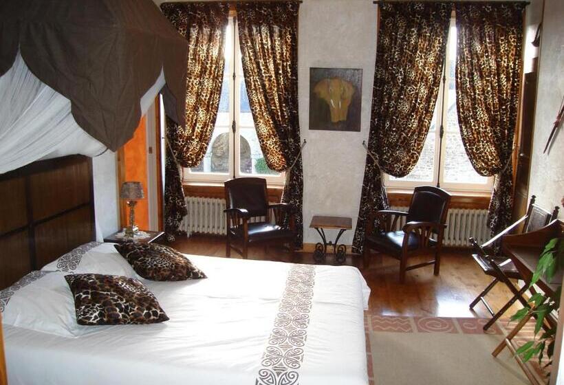 غرفة قياسية, Manoir De Savigny