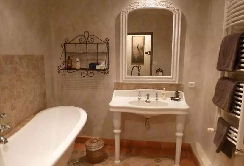 スーペリアールーム, Manoir De Savigny