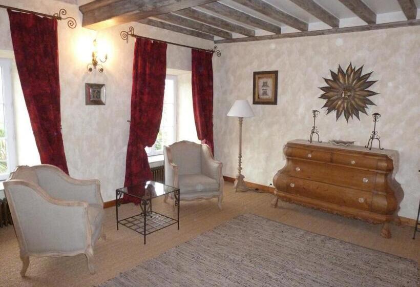 غرفة سوبيريور, Manoir De Savigny