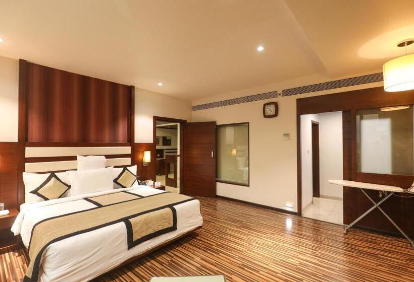 キングサイズベッドのスイートルーム, Sandy's Tower