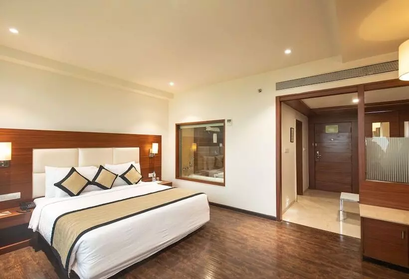 Chambre Executive, Sandy's Tower