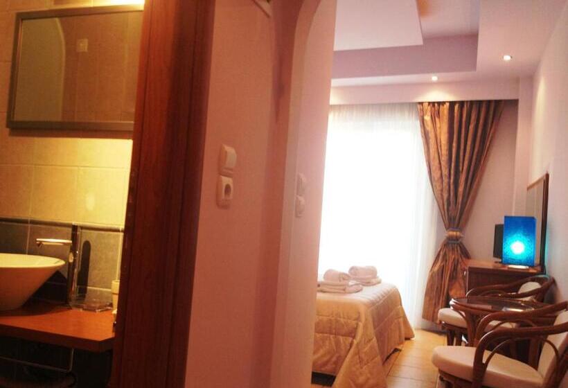 חדר דלוקס, Souris