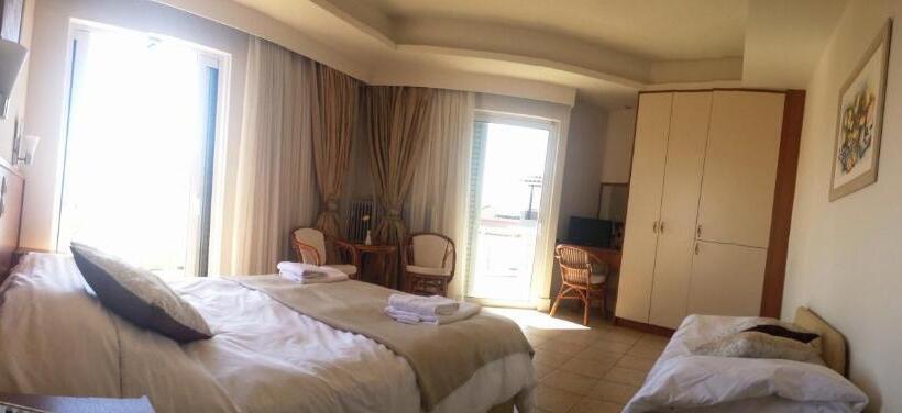 חדר דלוקס לשלושה עם נו לים, Souris