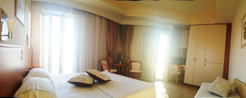 חדר דלוקס לשלושה עם נו לים, Souris