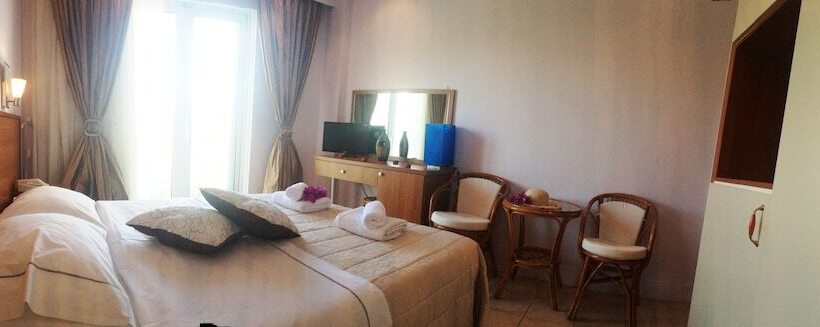 חדר סטנדרט, Souris