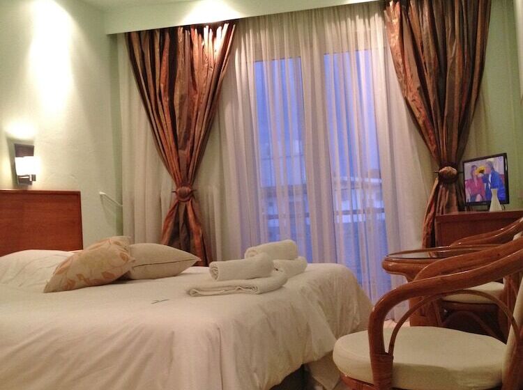 חדר סטנדרט, Souris