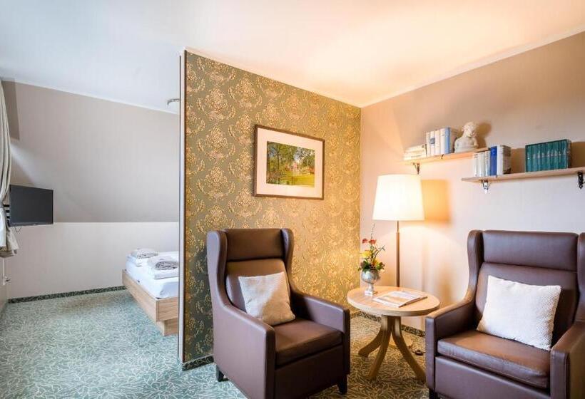 디럭스 주니어 스위트, Stadtidyll & Dependancen