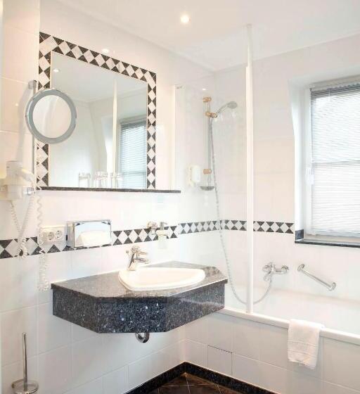 غرفة تنفيذية, Tandreas Hotel & Restaurant