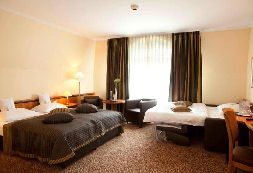 غرفة تنفيذية, Tandreas Hotel & Restaurant