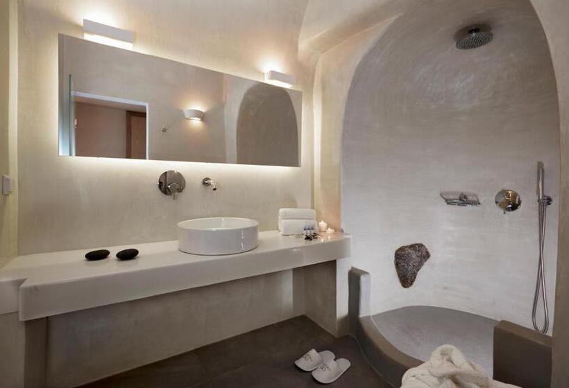 Camera Superiore con Vista, Volcano View By Caldera Collection