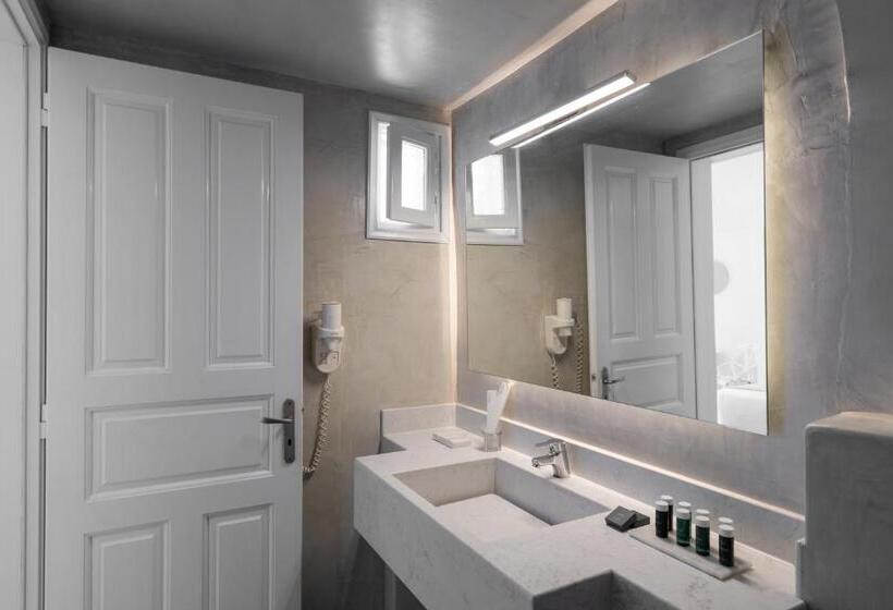 Camera Superiore con Vista, Volcano View By Caldera Collection