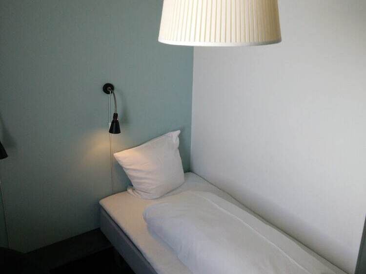 スタンダードシングルルーム, Motel X