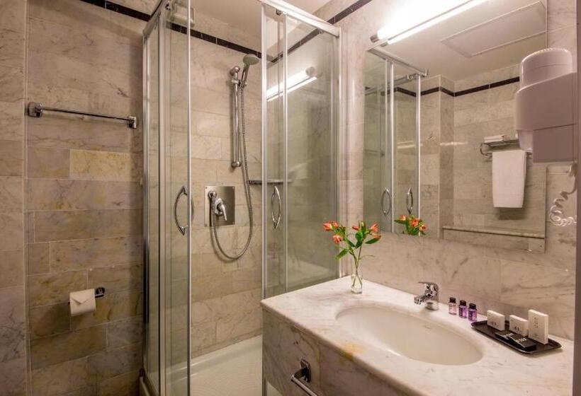 Трехместный Номер Классика, Park Hotel Sabina