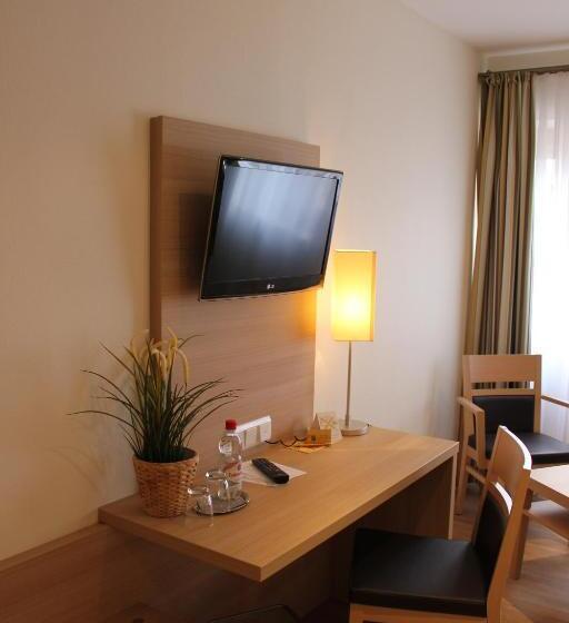 コンフォートルーム, Gasthof Weißes Roß