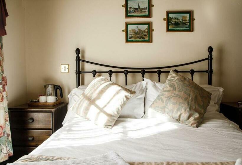 バス共有のスタンダードルーム, The Old Crown