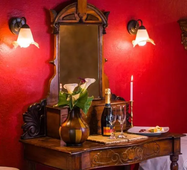 デラックスルーム, Hacienda San Francisco
