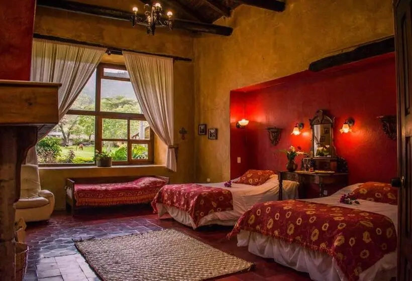 デラックスルーム, Hacienda San Francisco