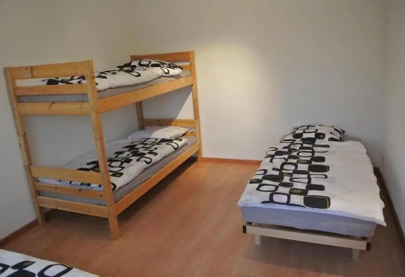 4 Bett Standardzimmer, La Tzoum Hostel