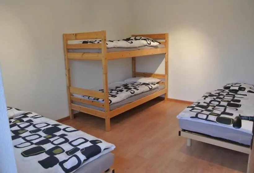 4 Bett Standardzimmer, La Tzoum Hostel