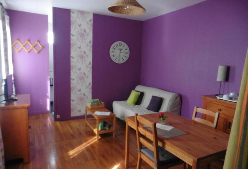 Номер Стандарт Вид на Сад, Chambre D Hôtes L Ephémère