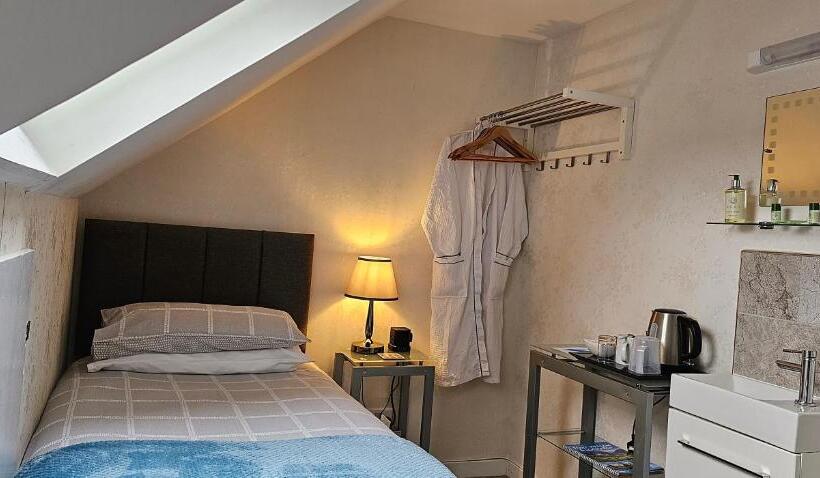 غرفة قياسية فردية, Inverour Guest House