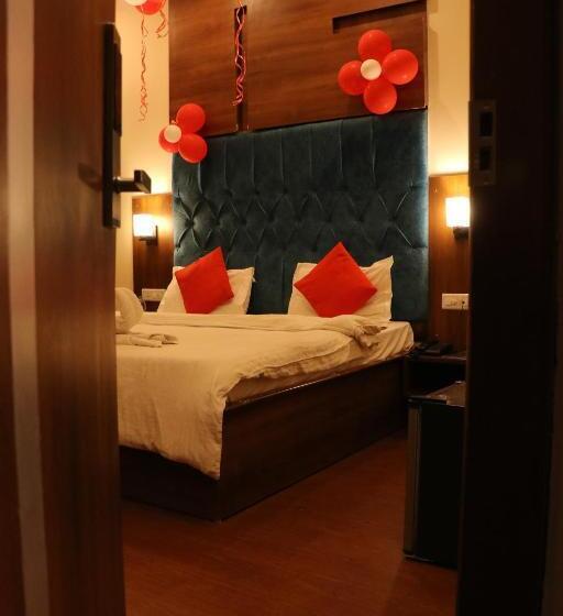 غرفة سوبيريور سرير كينج, Pushap Palace