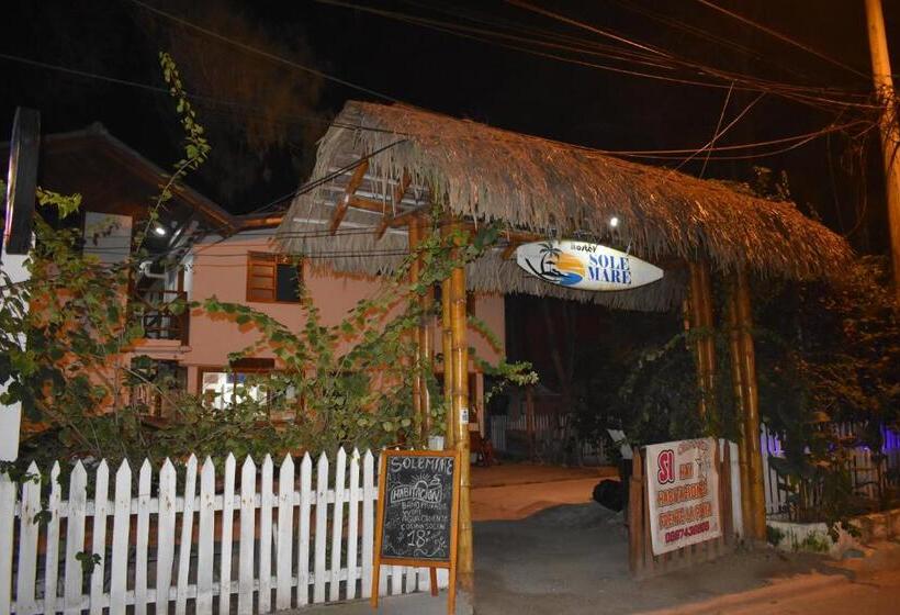 اتاق استاندارد سه نفره, Hostal Solemare