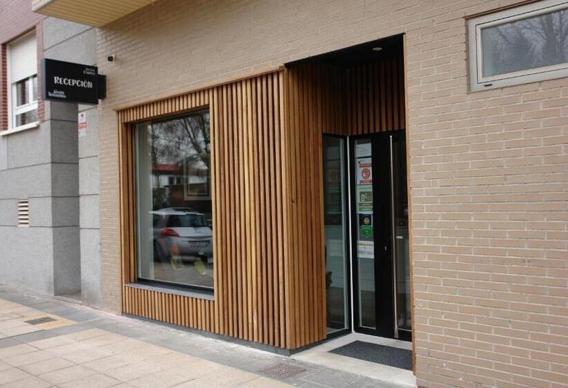 تختخواب در اتاق مشترک, Hostel Trovadores