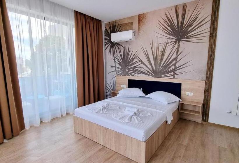 غرفة قياسية مزوَّدة بشُرفة, Vila Natalia