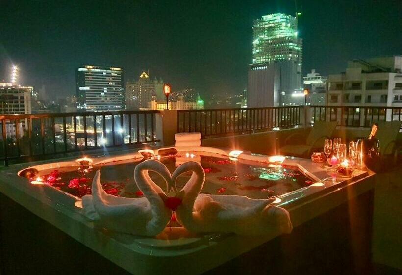 استودیوی استاندارد, 88th Avenue