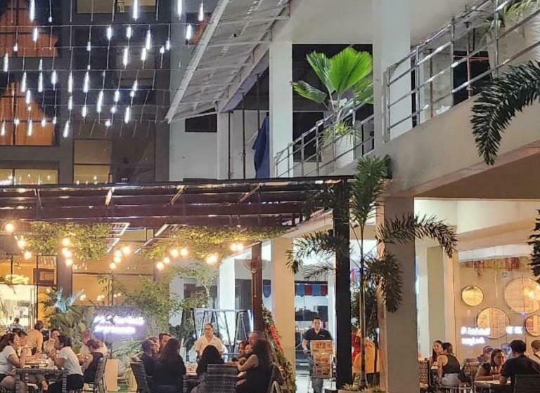 استودیوی استاندارد, 88th Avenue