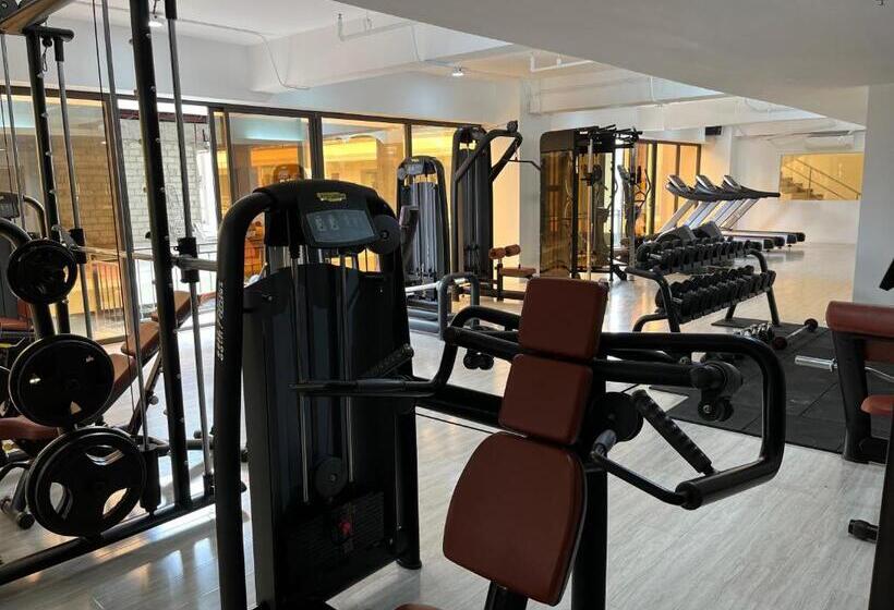 آپارتمان 3 خوابه, 88th Avenue