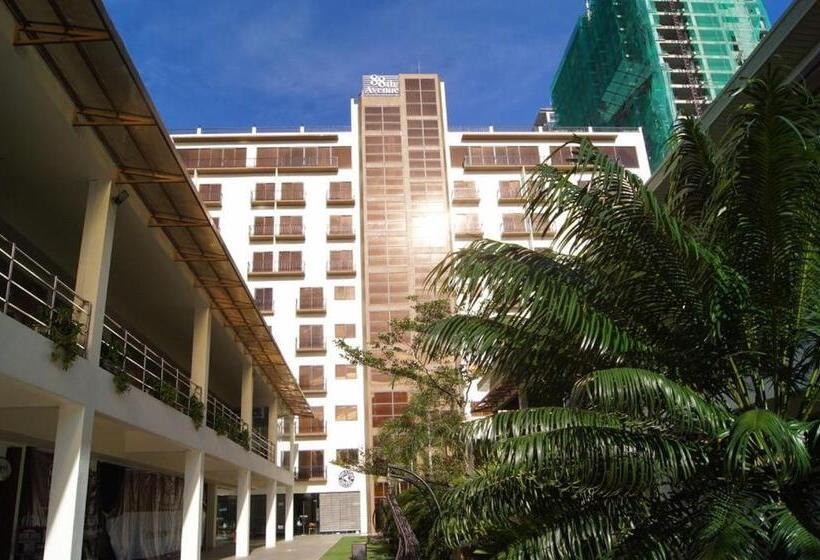 استودیوی استاندارد, 88th Avenue