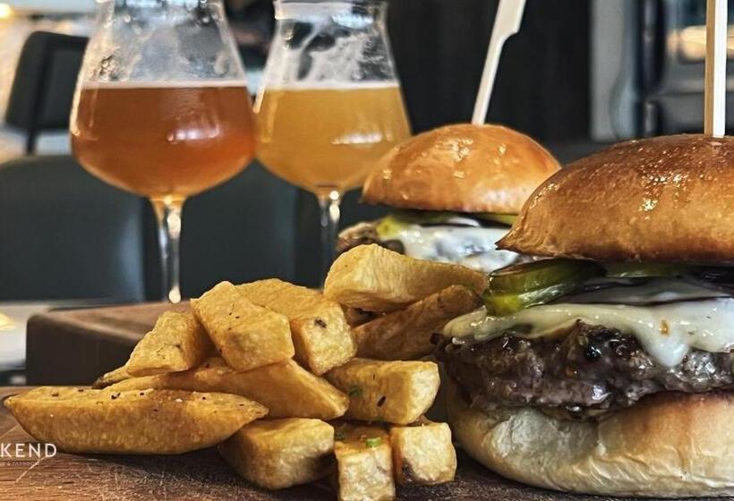 استودیوی لوکس, 88th Avenue